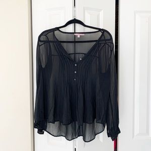 🤩 Medium Calypso St. Barth Silk Top 🤩